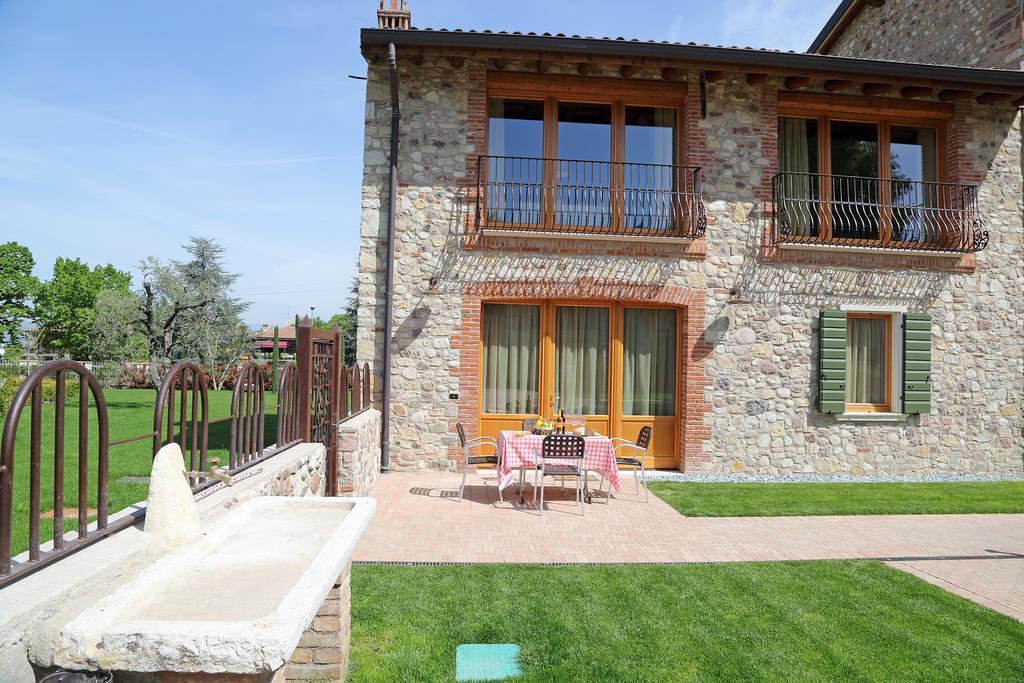 Residence Borgo Mondragon Lazise Exterior photo