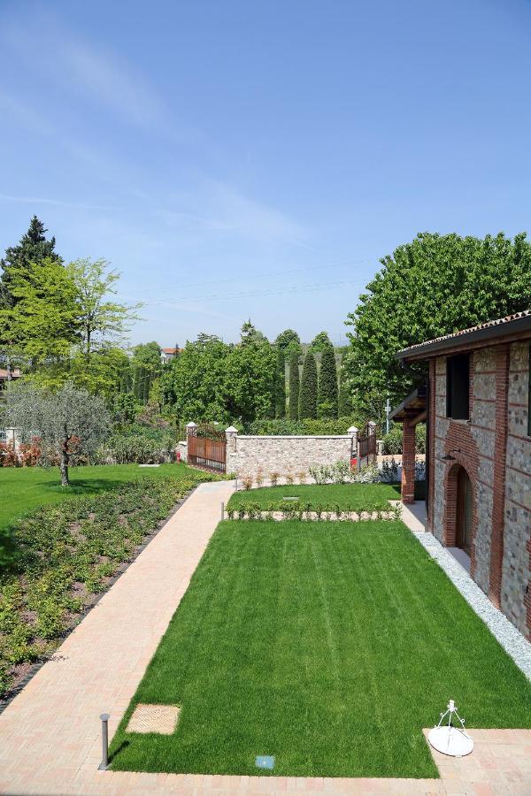 Residence Borgo Mondragon Lazise Exterior photo