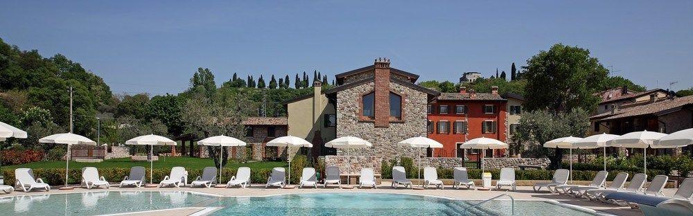 Residence Borgo Mondragon Lazise Exterior photo