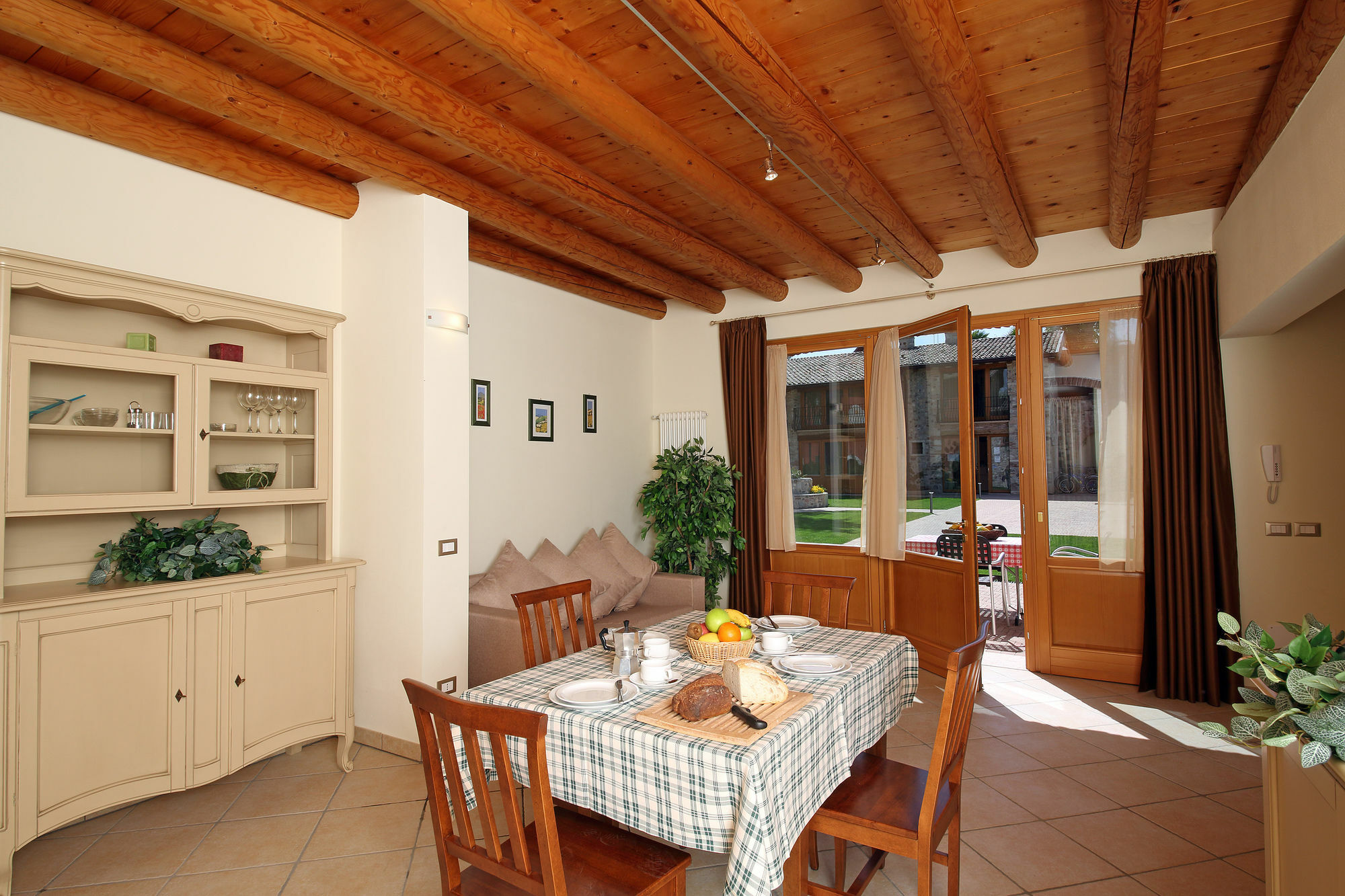 Residence Borgo Mondragon Lazise Exterior photo